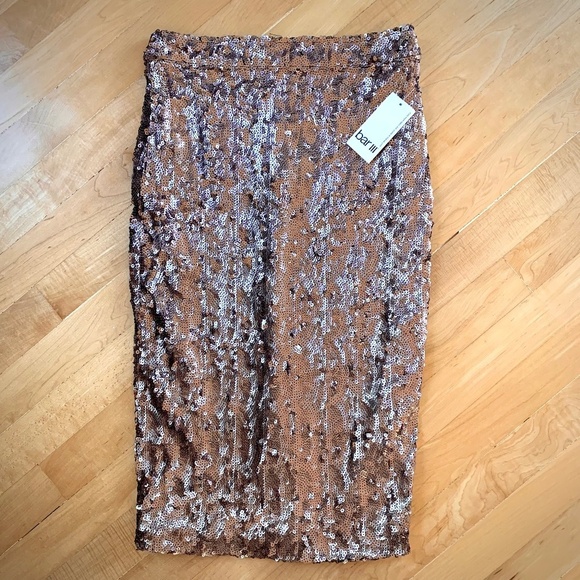 Bar III Dresses & Skirts - NWT Sparkle and Shine Bar III Sequin Bronze Pencil Skirt - XS New Holiday